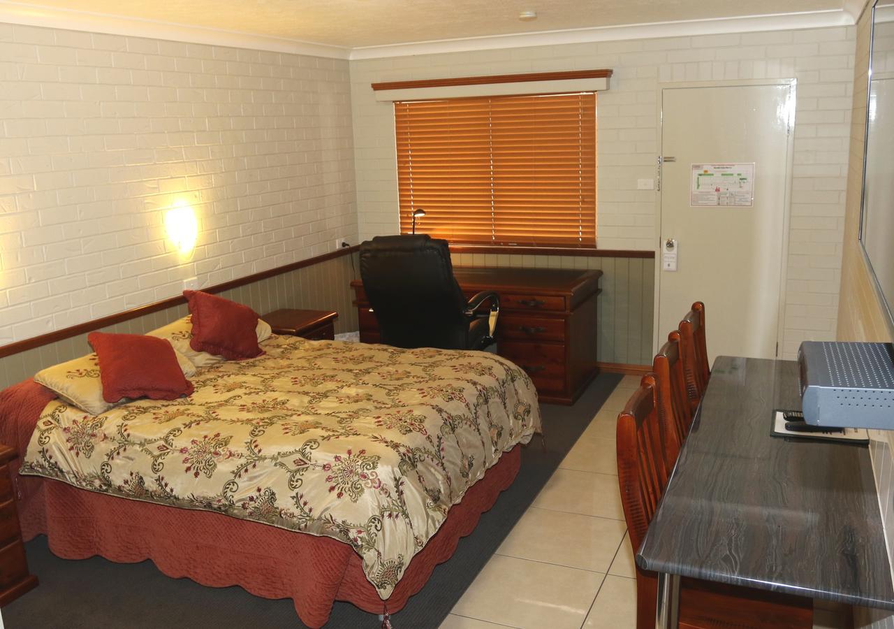 Barcaldine Country Motor Inn Zewnętrze zdjęcie
